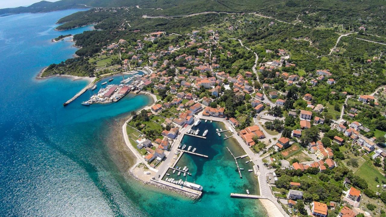 Apartments And Rooms By The Sea Nerezine, Losinj - 11815 Exterior foto